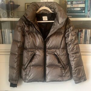 S13 New York chrome puffer jacket (M)